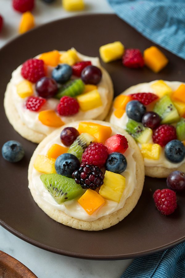 The Perfect Chewy Sugar Cookie Fruit Pizza for Family Fun & Potlucks